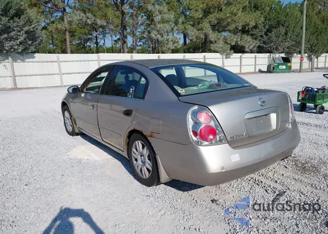 2005 Nissan Altima 2.5 S из США, поврежденный, VIN 1N4AL11DX5C137249